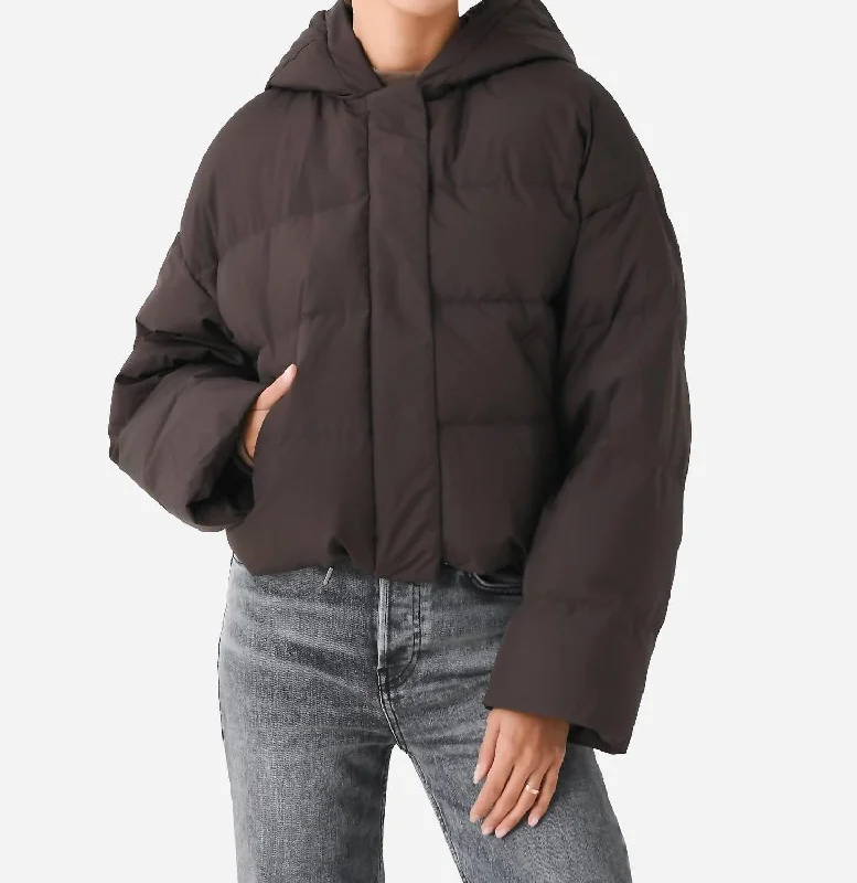 Raylin Cropped Puffer Jacket In Chocolate