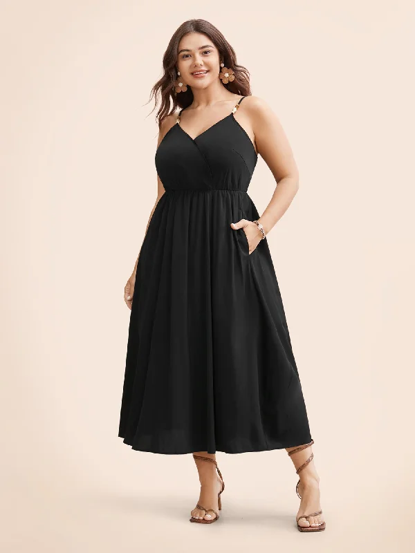Maxi Dresses with Tropical Floral Prints for a Beachy LookBead Detail Overlap Collar Cami Dress