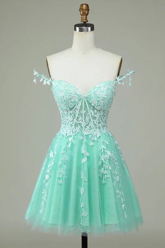 "Off - shoulder dresses for women to show off collarbones"Cute A Line Spaghetti Straps Mint Short Homecoming Dress with Appliques "Off - shoulder dresses for women to show off collarbones"Cute A Line Spaghetti Straps Mint Short Homecoming Dress with Appliques
