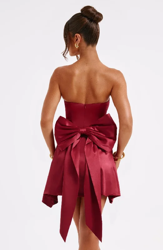 "Wrap dresses for women for an adjustable fit"Freja Mini Dress - Burgundy