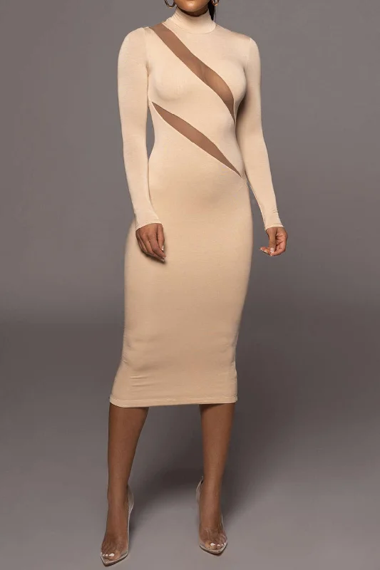 Maxi Dresses for Family Outings in the ParkContrast Mesh Patchwork Maxi Dress