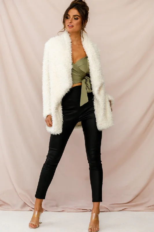 "Stylish cocktail dresses for women on a budget"Park City Fleece Jacket White