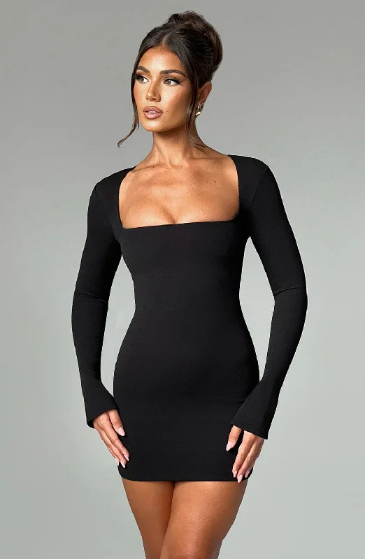 "Flash Sale: Grab Your Favorite Women's Dresses at Unbeatable Prices!"Priya Mini Dress - Black "Flash Sale: Grab Your Favorite Women's Dresses at Unbeatable Prices!"Priya Mini Dress - Black
