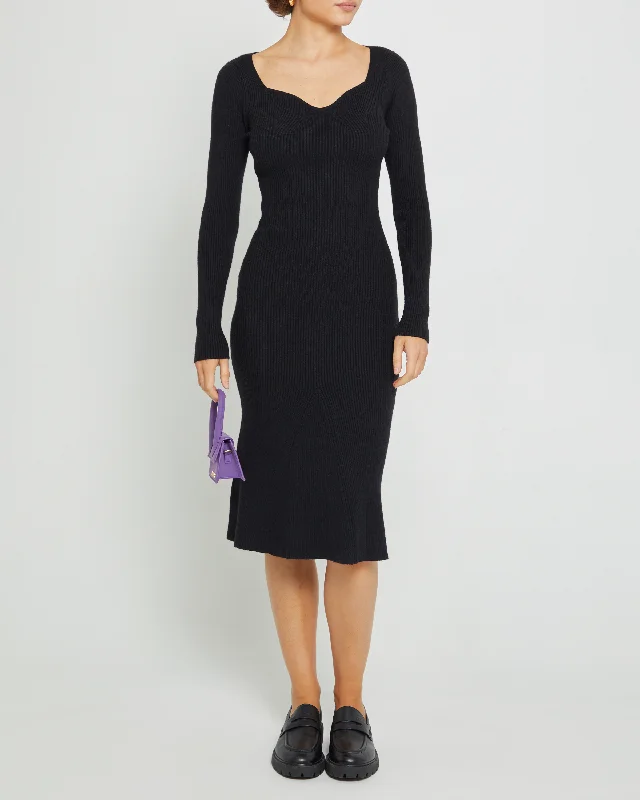 Maxi Dresses with Drawstring Waists for a Relaxed FitAdams Knit Dress