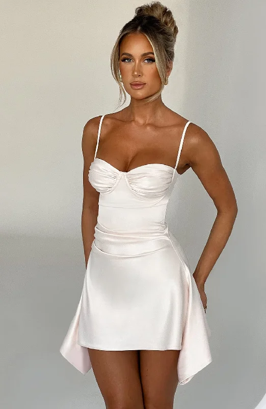 "Black dresses for women for a classic and timeless appearance"Zahra Mini Dress - Ivory "Black dresses for women for a classic and timeless appearance"Zahra Mini Dress - Ivory