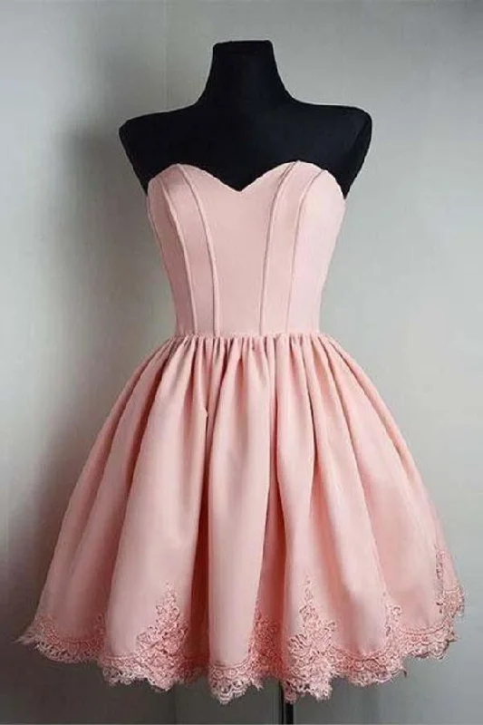 Elegant Long Sleeve Lace Party Dresses for Ladies' Formal EventsA-line Sweetheart Sleeveless Satin Homecoming Dresses With Lace Applique PD081