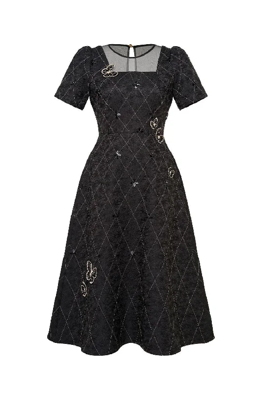 Linen midi dress for a breathable and casual summer optionAzalea A-line Round Neck Brocade Midi Dress