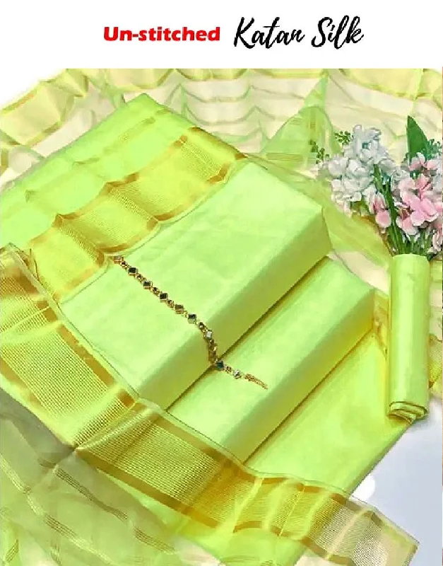 Long Party Dresses with Train for Ladies' Red Carpet EventsBanarsi Style Katan Silk Dress with Lining Organza Dupatta (DZ16824) Long Party Dresses with Train for Ladies' Red Carpet EventsBanarsi Style Katan Silk Dress with Lining Organza Dupatta (DZ16824)