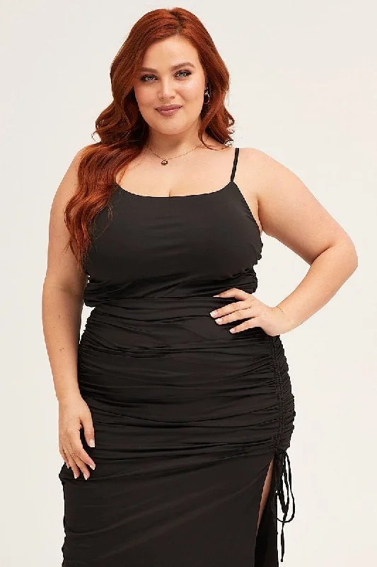 Midi dress for curvy figures with a flattering fitBlack Jersey Sleeveless Ruched Bodycon Midi Dress