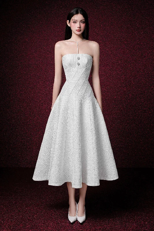 Vintage - inspired 50s midi dress with a classic silhouetteDana Drop Waist Sleeveless Jacquard Midi Dress