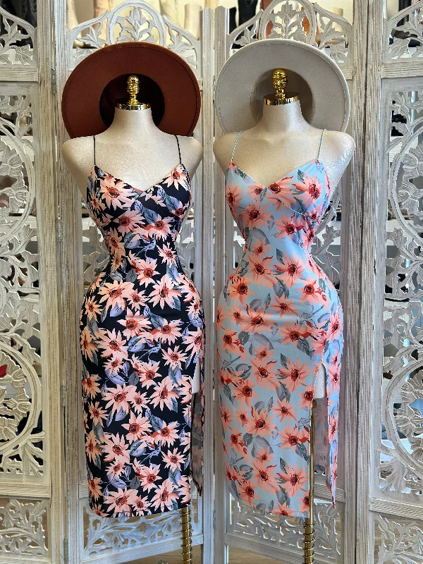 Striped cotton midi dress for a classic and timeless lookFloral Thing Strap Slit Midi Dress- Estira, Stretchy
