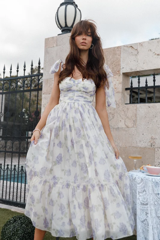 Retro - style 60s midi dress with a mod - inspired designFloret Midi Dress - Lavender