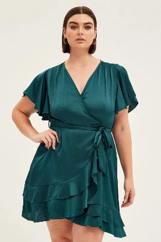 Party Dresses with Pleated Skirts and Lace Overlay for Ladies' Feminine and Timeless LookGreen Wrap Dress Short Sleeve V-neck Satin Party Dresses with Pleated Skirts and Lace Overlay for Ladies' Feminine and Timeless LookGreen Wrap Dress Short Sleeve V-neck Satin