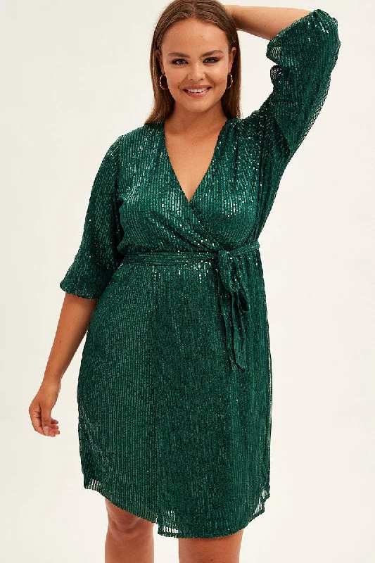 Party Dresses with Ruffled Sleeveless Top and Sequined Bodice and Tulle Skirt and Beaded Waistband for Ladies' Dramatic and Glamorous LookGreen Metallic Sequin Mini Dress Party Dresses with Ruffled Sleeveless Top and Sequined Bodice and Tulle Skirt and Beaded Waistband for Ladies' Dramatic and Glamorous LookGreen Metallic Sequin Mini Dress
