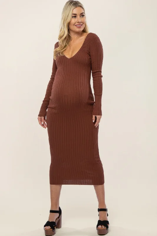 "Plus size wedding dresses for women with a perfect fit"Mocha V-Neck Long Sleeve Fitted Maternity Maxi Dress "Plus size wedding dresses for women with a perfect fit"Mocha V-Neck Long Sleeve Fitted Maternity Maxi Dress