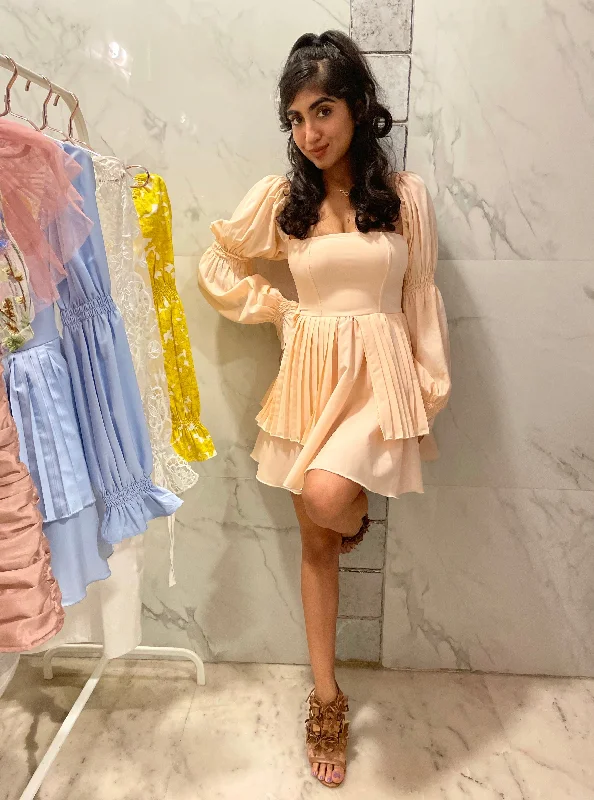 Party Dresses with Sequined Geometric Shapes and Lace and Chiffon Blend for Ladies' Modern and Feminine LookPixie Puff Peach Corset Dress Party Dresses with Sequined Geometric Shapes and Lace and Chiffon Blend for Ladies' Modern and Feminine LookPixie Puff Peach Corset Dress