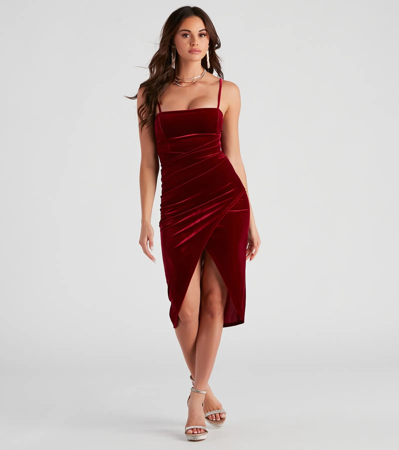 Elastic - waist midi dress for maximum comfort and flexibilityPosh Party Pleated Velvet Midi Dress