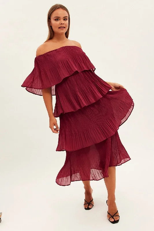 Embroidered - beadwork midi dress for a luxurious and detailed lookRed Off Shoulder Pleated Midi Dress