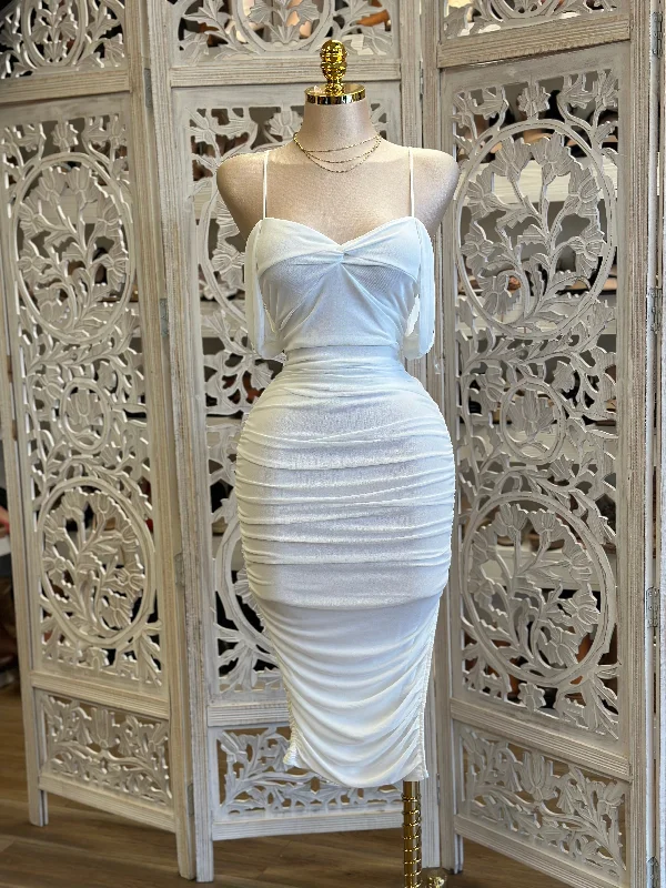 Party Dresses with Ruffled Sleeveless Top and Sequined Bodice and Tulle Skirt and Beaded Waistband for Ladies' Dramatic and Glamorous LookWhite Midi Ruched Dress - Estira, Stretchy Party Dresses with Ruffled Sleeveless Top and Sequined Bodice and Tulle Skirt and Beaded Waistband for Ladies' Dramatic and Glamorous LookWhite Midi Ruched Dress - Estira, Stretchy