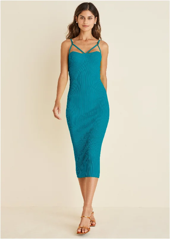 Midi dress for evening events when paired with the right accessoriesStrappy Midi Dress - Teal Midi dress for evening events when paired with the right accessoriesStrappy Midi Dress - Teal
