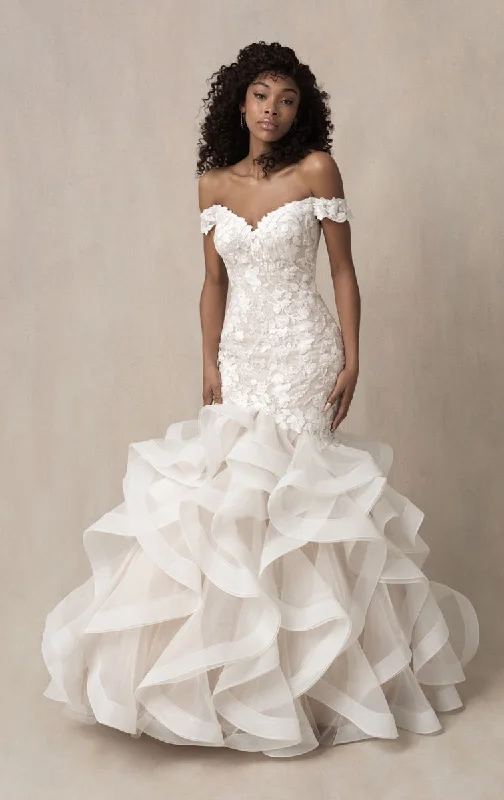 Wedding Dresses with Tassel Hem and Metallic Lace and Sequined Geometric Shapes and Satin Ribbon and Belt for a Boho and Luxurious Look9859 Wedding Dresses with Tassel Hem and Metallic Lace and Sequined Geometric Shapes and Satin Ribbon and Belt for a Boho and Luxurious Look9859
