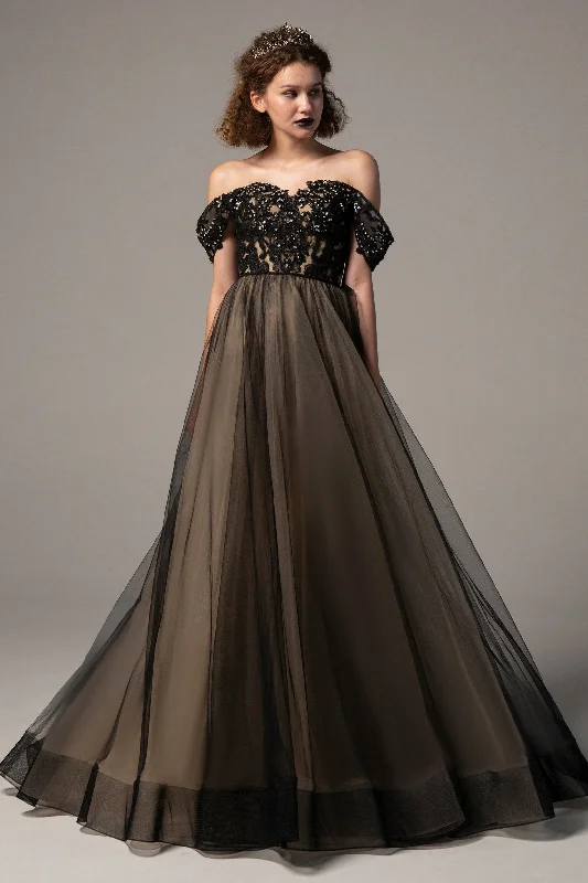 Imported high - quality wedding dressA-Line Court Train Tulle Wedding Dress CW2318