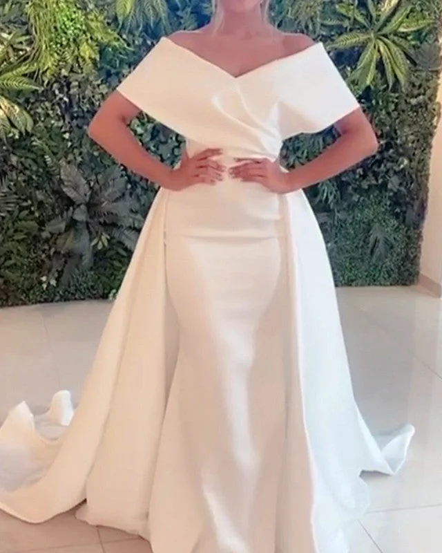 Sleeveless Wedding Dresses with Embroidered Neckline for an Elegant LookMermaid Wedding Dress Off The Shoulder With Satin Skirt Sleeveless Wedding Dresses with Embroidered Neckline for an Elegant LookMermaid Wedding Dress Off The Shoulder With Satin Skirt