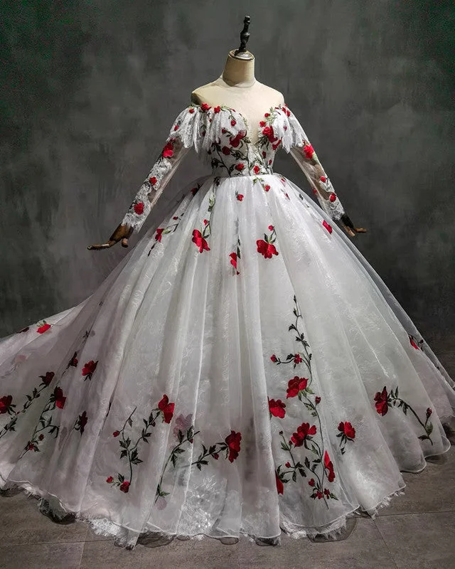 Diamond - encrusted wedding dress for a luxurious feelLong Sleeves Wedding Lace Dresses Sheer Neckline With Floral Flowers Diamond - encrusted wedding dress for a luxurious feelLong Sleeves Wedding Lace Dresses Sheer Neckline With Floral Flowers