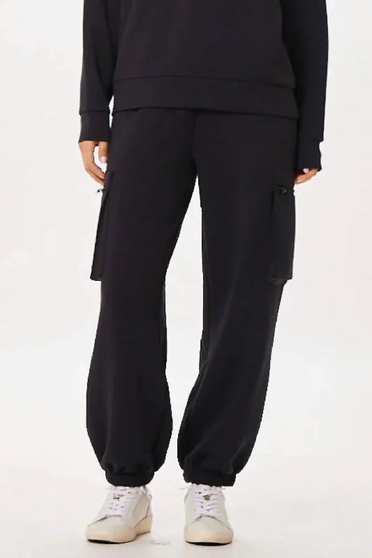 Metallic wide leg pants for women in a shiny and glamorous styleCloud Fleece Jogger In Black