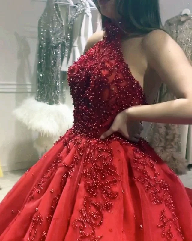 Mother - of - the - bride elegant wedding dressCrystal Beaded Halter Ball Gown Dresses Long Train Mother - of - the - bride elegant wedding dressCrystal Beaded Halter Ball Gown Dresses Long Train