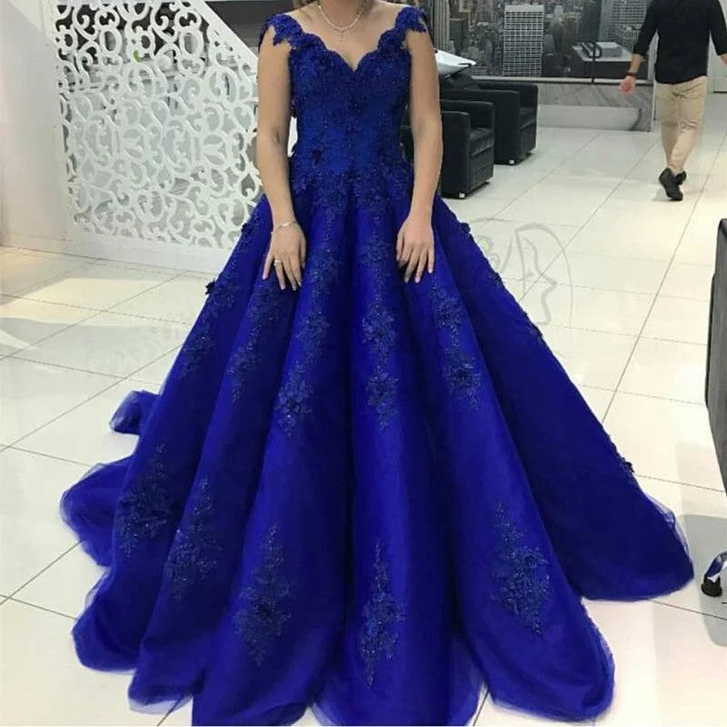 Italian - made luxury wedding dressElegant Lace Straps V Neck Tulle Royal Blue Wedding Dresses Ball Gowns Italian - made luxury wedding dressElegant Lace Straps V Neck Tulle Royal Blue Wedding Dresses Ball Gowns