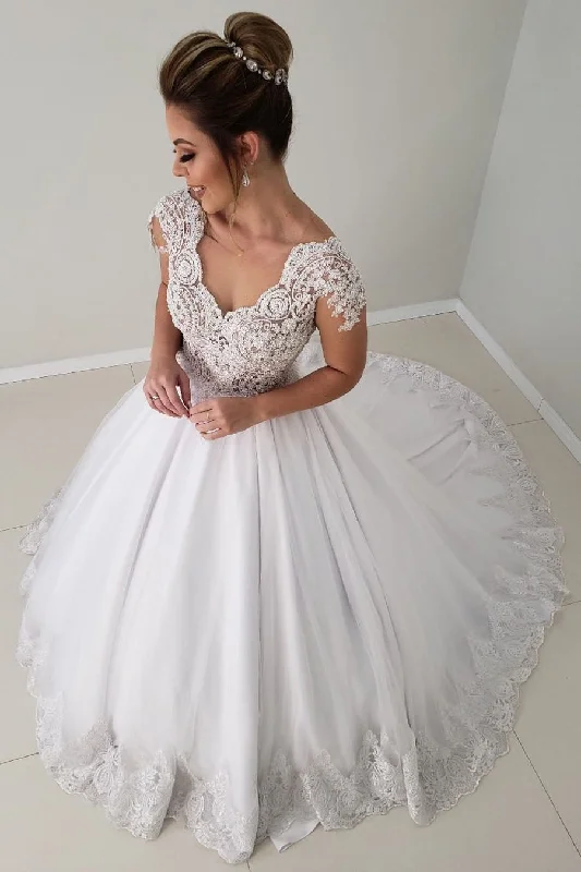 Indian - style wedding dress with intricate embroideryPrincess A-line Cap Sleeves White Wedding Dress with Lace Indian - style wedding dress with intricate embroideryPrincess A-line Cap Sleeves White Wedding Dress with Lace