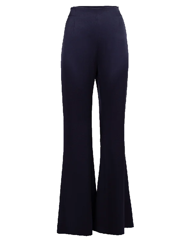 Cuffed pants for women in a stylish detailHigh Waist Signature Trouser