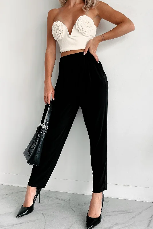 Recycled fabric pants for women in an eco - friendly and sustainable styleLevi Pleated Waist Pants (Black) Recycled fabric pants for women in an eco - friendly and sustainable styleLevi Pleated Waist Pants (Black)