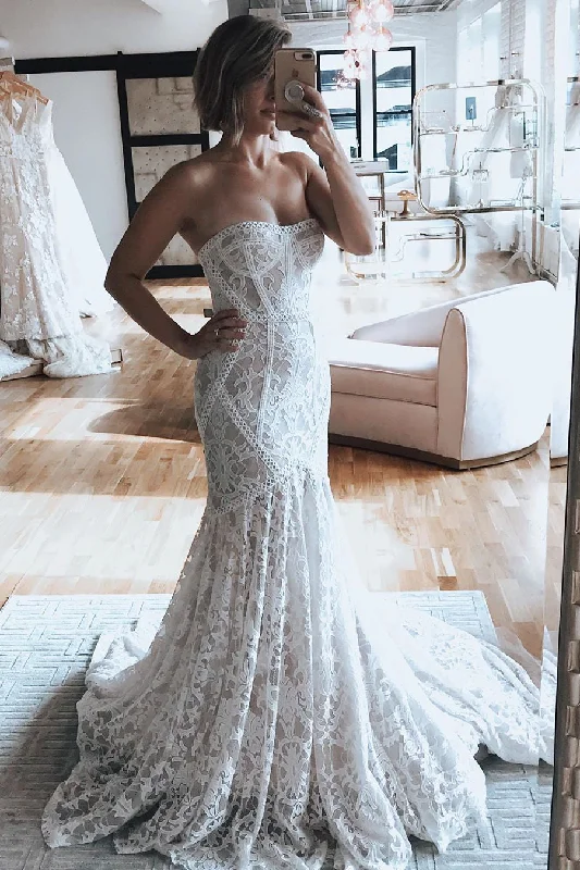 Padded - bust wedding dress for added supportPrincess Long Strapless Mermaid Ivory Wedding Dress with White Lace Padded - bust wedding dress for added supportPrincess Long Strapless Mermaid Ivory Wedding Dress with White Lace