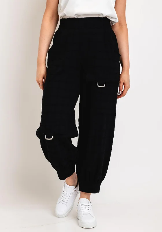 Culottes with side pockets for women in a functional and stylish styleMy Soul Pocket Detail Relaxed Textured Cuff Trousers, Black Culottes with side pockets for women in a functional and stylish styleMy Soul Pocket Detail Relaxed Textured Cuff Trousers, Black
