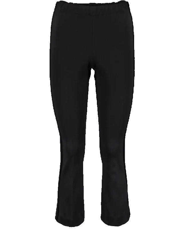 Elastic waist wide leg pants for plus size women in a comfortable and flattering stylePull On Jogger Elastic waist wide leg pants for plus size women in a comfortable and flattering stylePull On Jogger