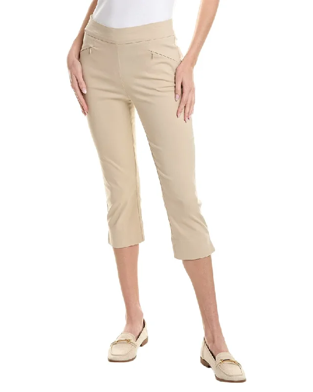 Floral embroidered pants for women in a delicate designRenuar Capri