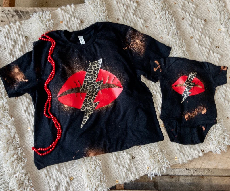 Women's T - shirt with a sequined collarRockin Babe Bleached Tee