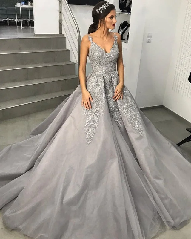 Button - down front wedding dress for a classic touchSilver Wedding Dresses Tulle Ball Gown Lace Embroidery Button - down front wedding dress for a classic touchSilver Wedding Dresses Tulle Ball Gown Lace Embroidery