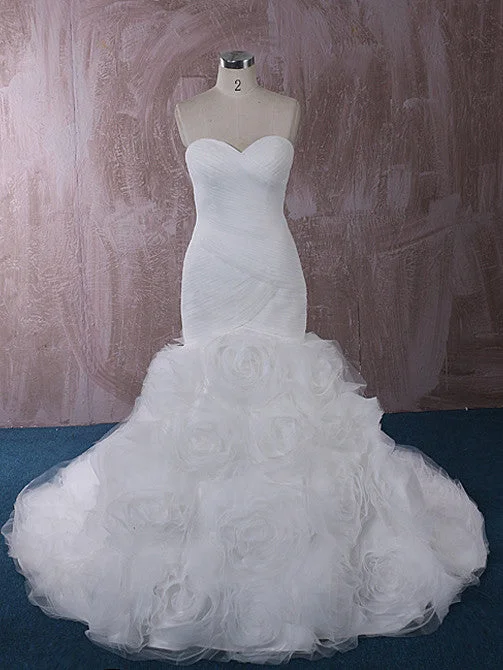 Gemstone - embellished wedding dressStrapless Fit and Flare Wedding Dress with Rosette Ruffle Skirt | QT1815014 Gemstone - embellished wedding dressStrapless Fit and Flare Wedding Dress with Rosette Ruffle Skirt | QT1815014