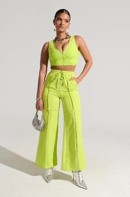Bootcut dress pants for women in a formal and stylish lookSWEET AND SPICY WIDE LEG PANT Bootcut dress pants for women in a formal and stylish lookSWEET AND SPICY WIDE LEG PANT