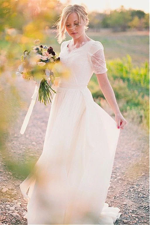 Formal satin wedding dress with a long trainV-neck Lace Chiffon Boho Wedding Dress Short Sleeves Formal satin wedding dress with a long trainV-neck Lace Chiffon Boho Wedding Dress Short Sleeves