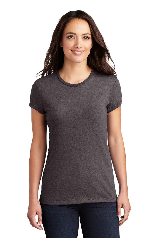 Scoop neck women's T - shirt for a casual lookDistrict Womens Fitted Perfect Tri Short Sleeve Crewneck T-Shirt - Heather Charcoal Grey Scoop neck women's T - shirt for a casual lookDistrict Womens Fitted Perfect Tri Short Sleeve Crewneck T-Shirt - Heather Charcoal Grey