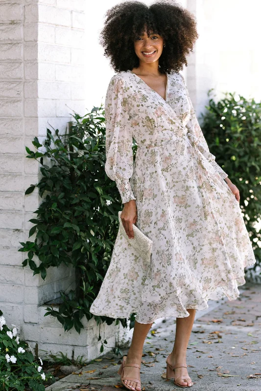 Dresses with Embroidered Floral Patterns and Tassel Hem and Sequined Bodice for Ladies' Bohemian and Glamorous LookAngelica Chiffon Wrap Dress Dresses with Embroidered Floral Patterns and Tassel Hem and Sequined Bodice for Ladies' Bohemian and Glamorous LookAngelica Chiffon Wrap Dress