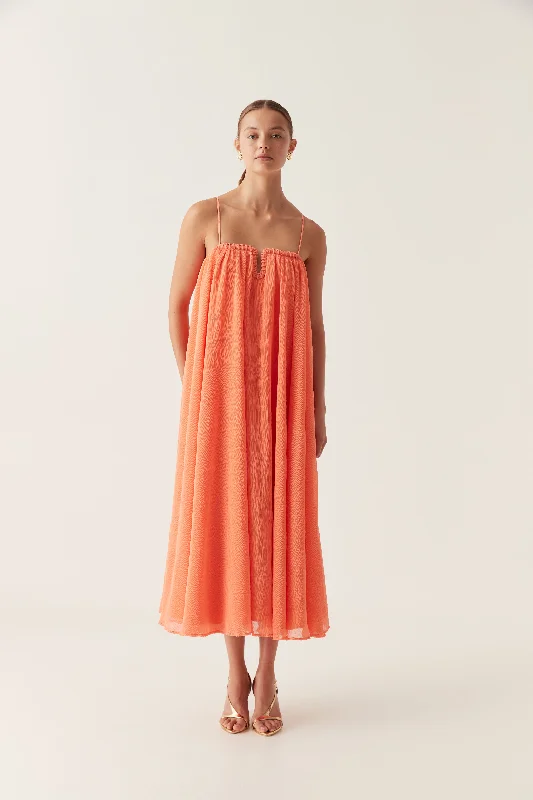 Dresses with Sheer Panels and Beaded Trim and Embroidered Paisley Patterns for Ladies' Sultry and Exotic LookFiligree Sweetheart Midi Dress Dresses with Sheer Panels and Beaded Trim and Embroidered Paisley Patterns for Ladies' Sultry and Exotic LookFiligree Sweetheart Midi Dress