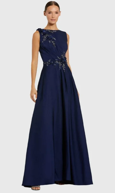 Clearance Sale: Women's Dresses Mac Duggal 20365 - Bateau Floral Appliqued Evening Gown Clearance Sale: Women's Dresses Mac Duggal 20365 - Bateau Floral Appliqued Evening Gown
