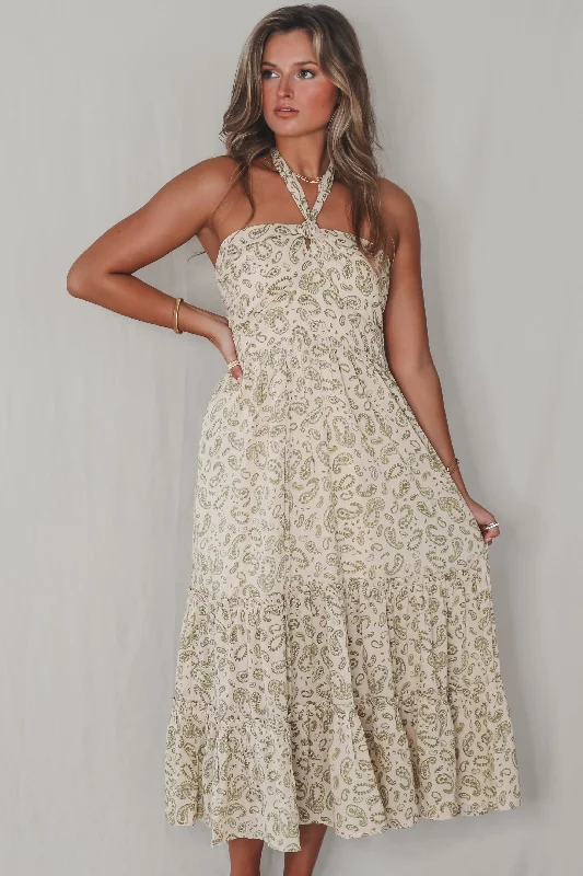 Sleeveless Dresses with Sequined Neckline for Ladies' Glamorous LookTake Me To A Resort Printed Midi Sleeveless Dresses with Sequined Neckline for Ladies' Glamorous LookTake Me To A Resort Printed Midi
